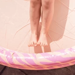 SWIM ESSENTIALS Swim Essential S Opblaasbaar Zwembad Zebra- Design 9 SWIM ESSENTIALS Swim Essential S Opblaasbaar Zwembad Zebra- Design -Kinderen Buitenspeelgoed swim essential s opblaasbaar zwembad zebra design a384499 4